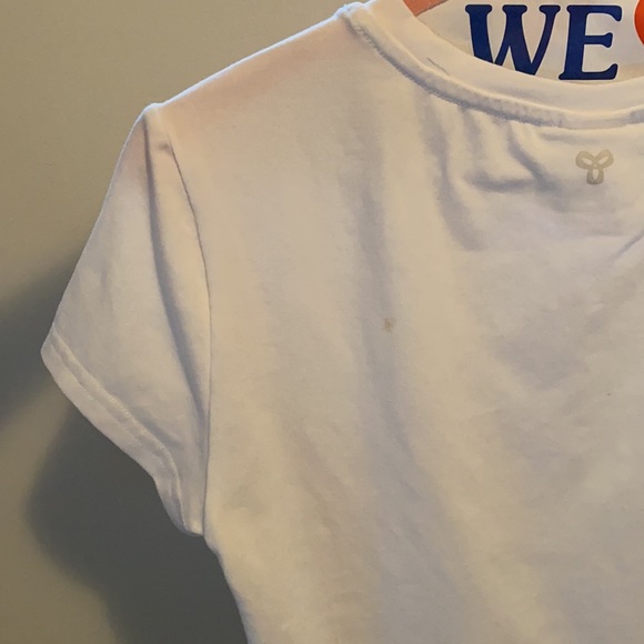Aritzia TNA white cropped t-shirt size S - Picture 3 of 3